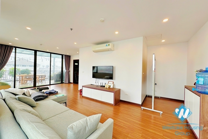 Morden duplex 3 bedrooms apartment for rent in Tay Ho ward, Ha Noi